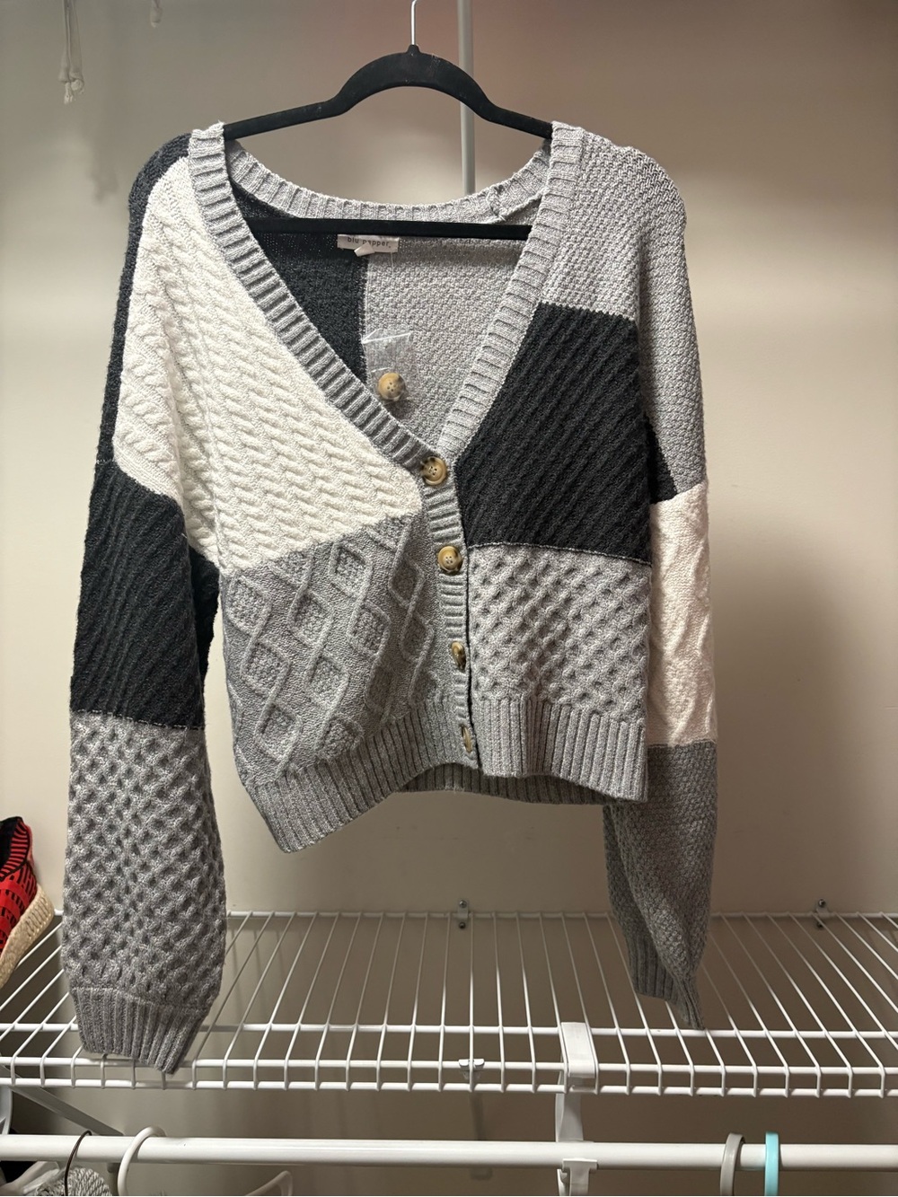 Blu Pepper Colorblock Cable Knit V-Neck Cardigan Small